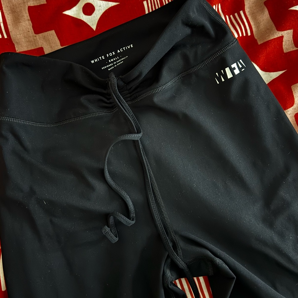 White Fox Active leggings